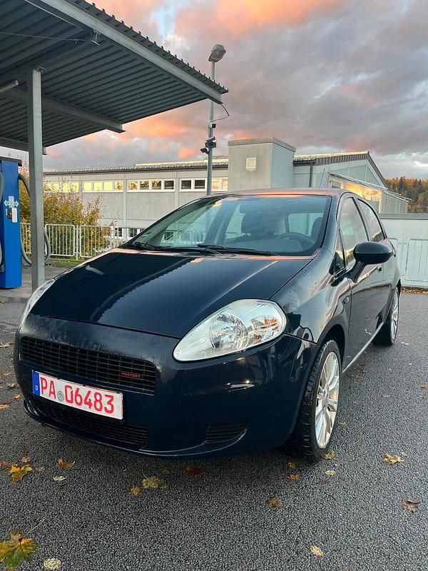 Blau Gebraucht 2009 Fiat Punto Evo Kleinwagen | 1.499 € (Superpreis) - Bild 1/4