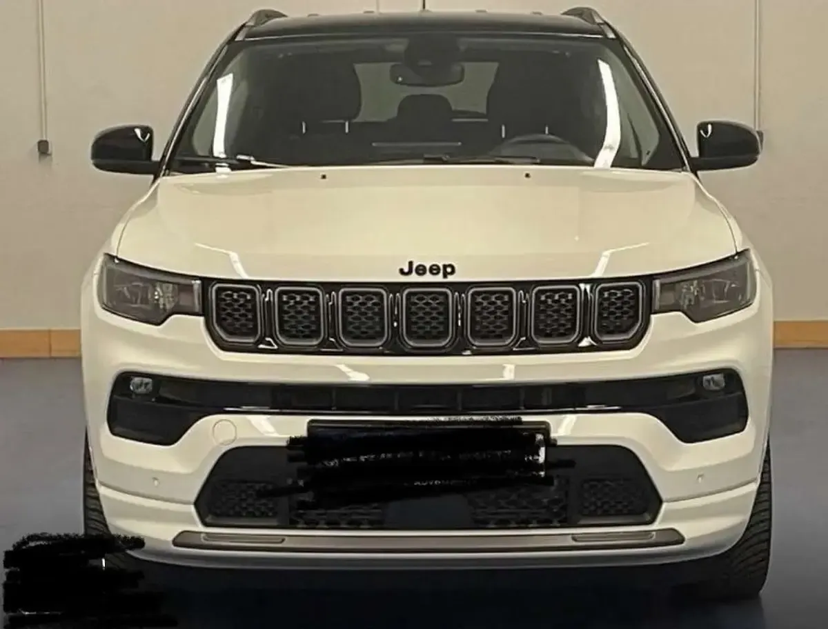 Gebraucht Jeep Compass 241 PS (177 kW) 2022 Weiß SUV