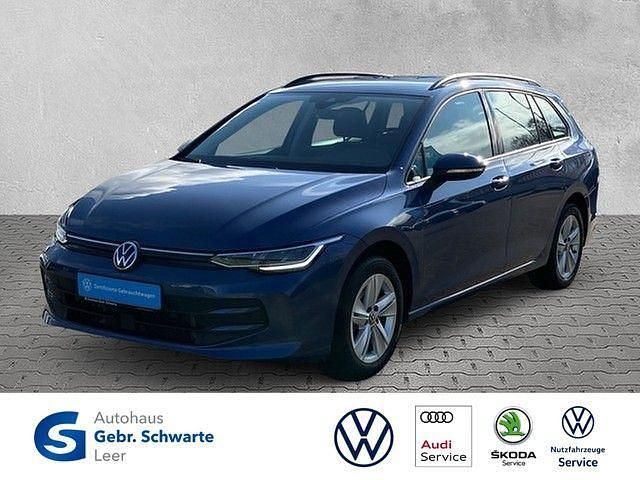 Blau Gebraucht 2024 VW Golf VIII Life Kombi | 22.850 € (Fairer Preis) - Bild 1/4