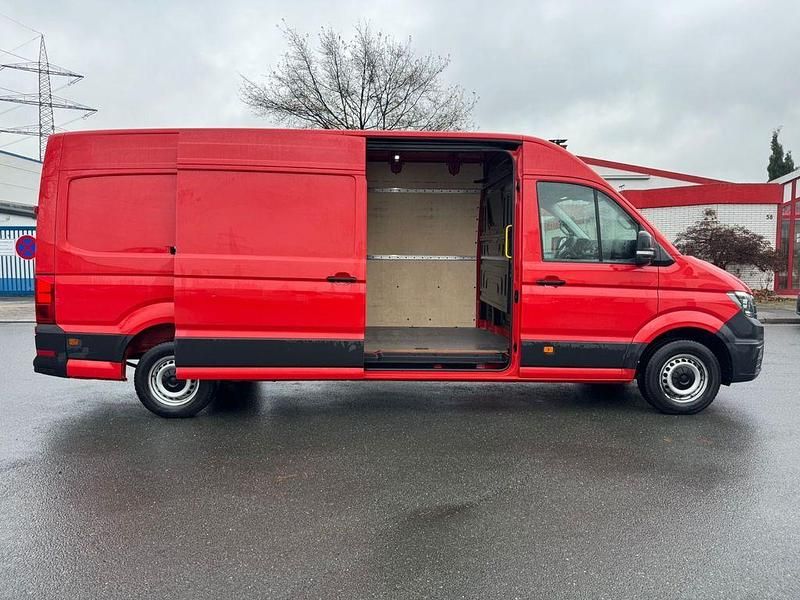 Gebraucht VW Crafter 102 PS (75 kW) 2022 Rot Van