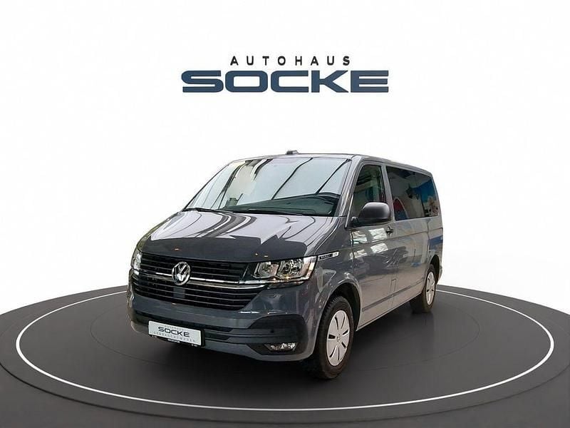 Grau Gebraucht 2020 VW Multivan Family Van | 35.485 € (Superpreis) - Bild 1/4