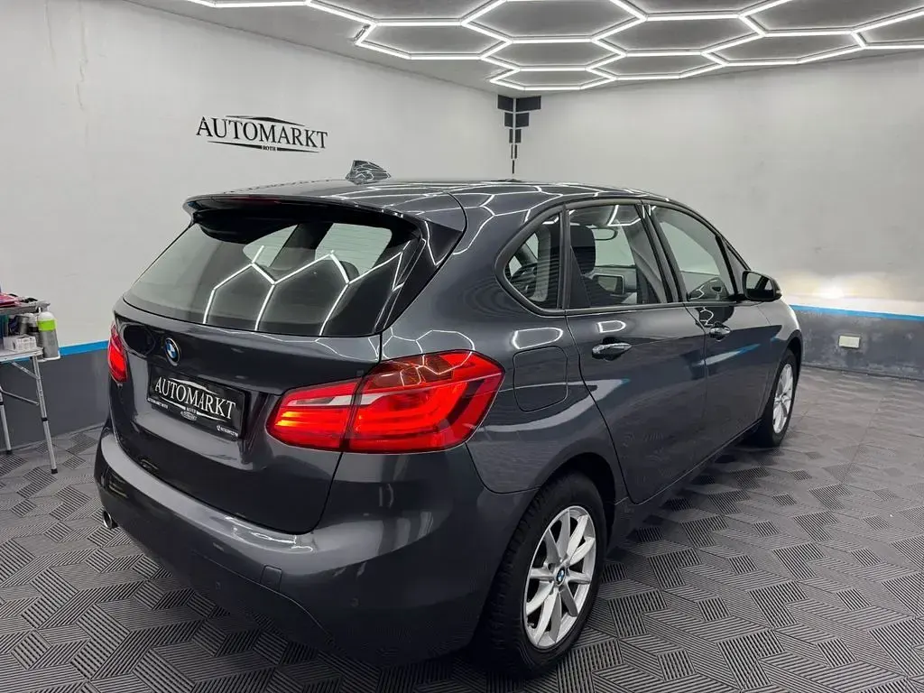 Gebraucht BMW 218 Advantage 136 PS (100 kW) 2017 Grau Limousine
