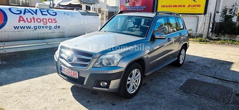 Silber Gebraucht 2009 Mercedes GLK220 SUV | 4.990 € (Guter Preis) - Bild 1/4