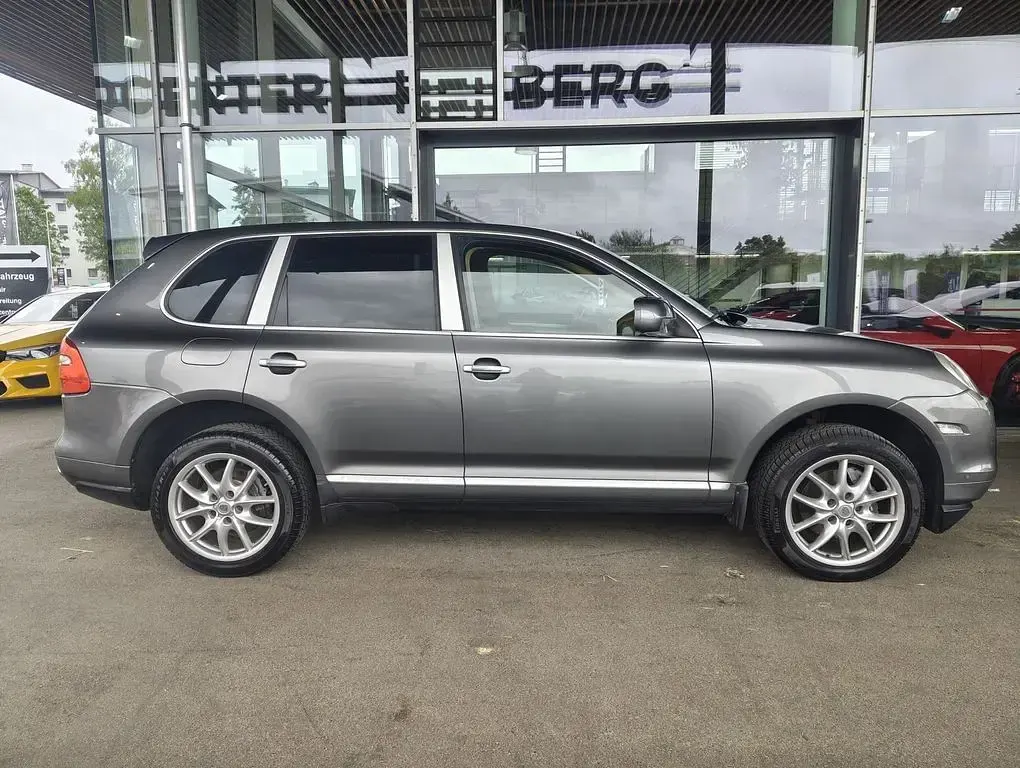 Second-hand Porsche Cayenne 290 CP (213 kW) 2008 Gri SUV