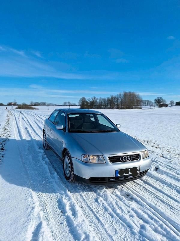 Gebraucht Audi A3 101 PS (74 kW) 1997 Silber Kleinwagen