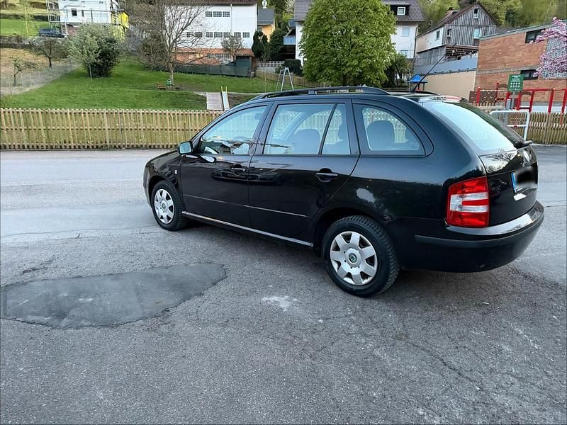 Second-hand Skoda Fabia 80 CP (58 kW) 2007 Negru Break