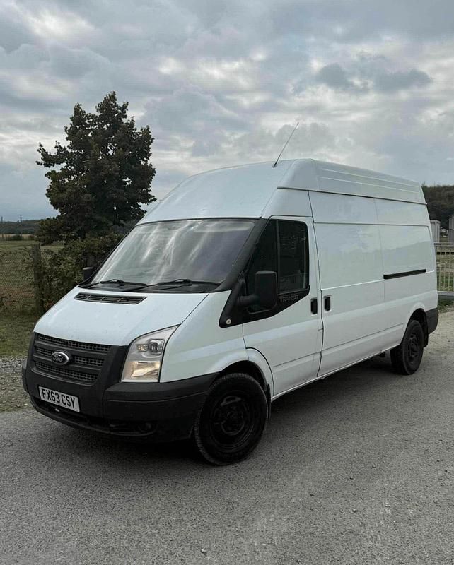 Second-hand Ford Transit 140 CP (102 kW) 2014 Alb Monovolum