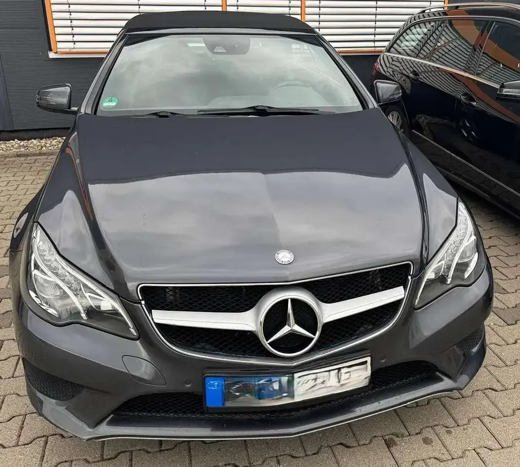 Gebraucht Mercedes E320 272 PS (200 kW) 2015 Grau Cabrio