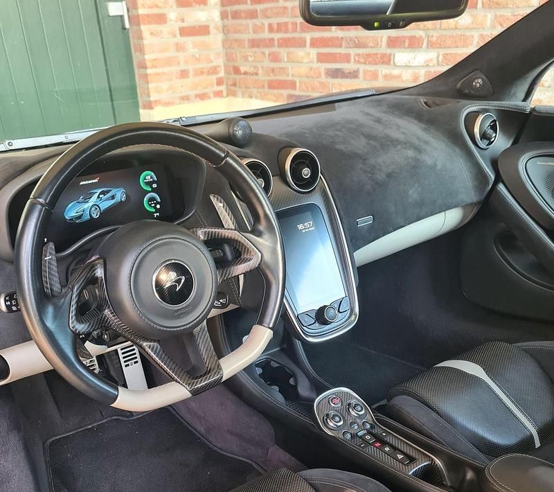 Gebraucht McLaren 570S 570 PS (419 kW) 2019 Grau Coupé