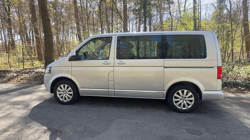 Second-hand VW T5 179 CP (131 kW) 2013 Gri Van