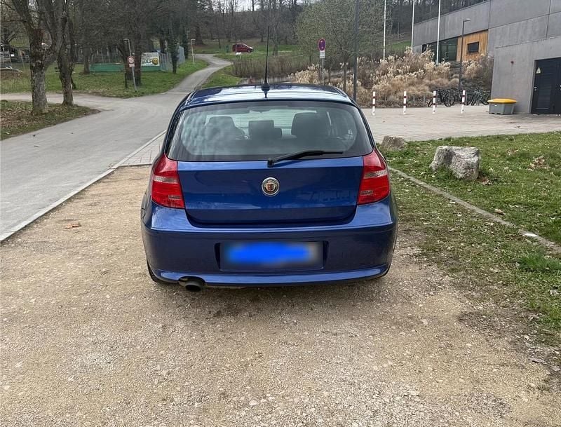 Gebraucht BMW 116 122 PS (89 kW) 2009 Blau Kleinwagen