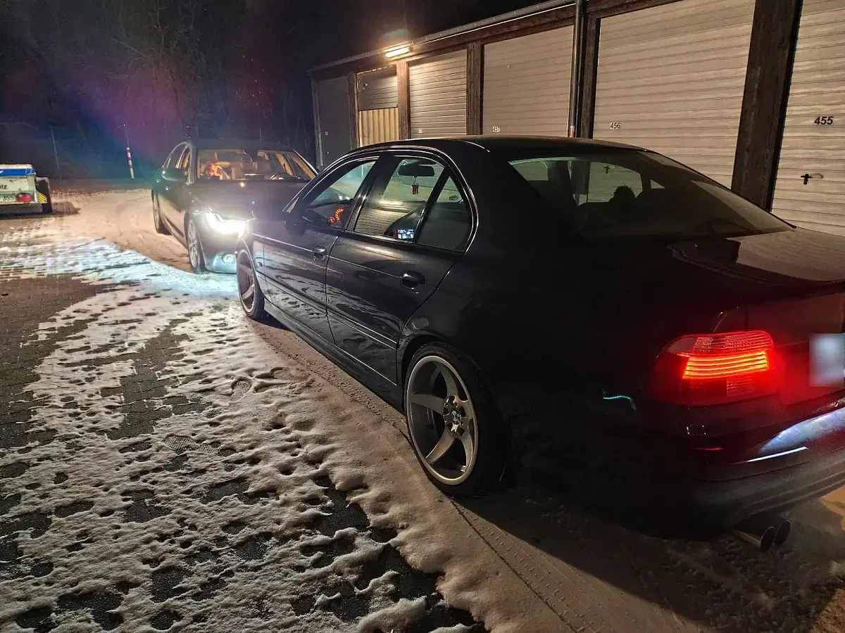 Gebraucht BMW 540 286 PS (210 kW) 1999 Blau Limousine