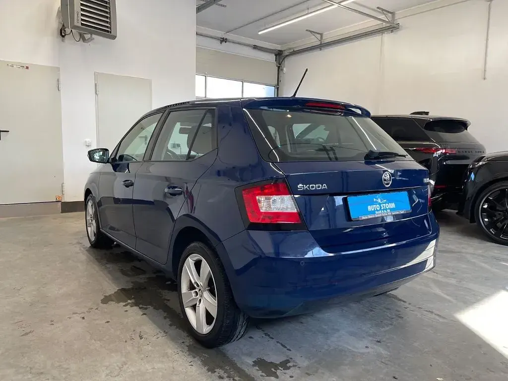 Gebraucht Skoda Fabia Cool Edition 90 PS (66 kW) 2016 Blau Limousine