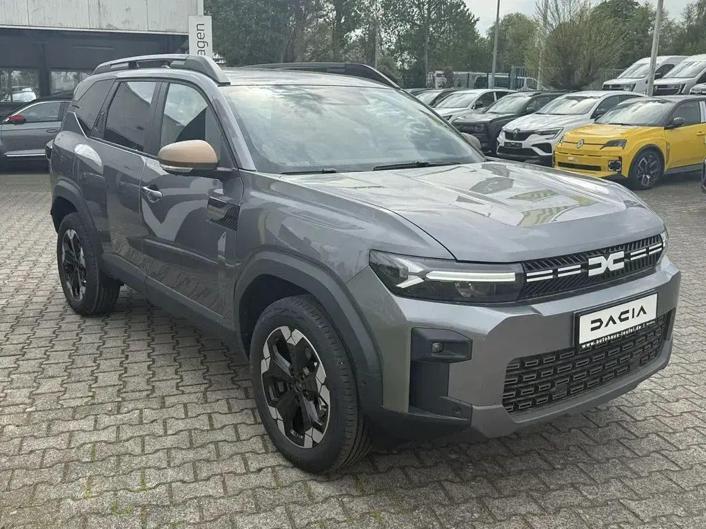 Neu Dacia Bigster Extreme 140 PS (102 kW) 2026 Grau SUV