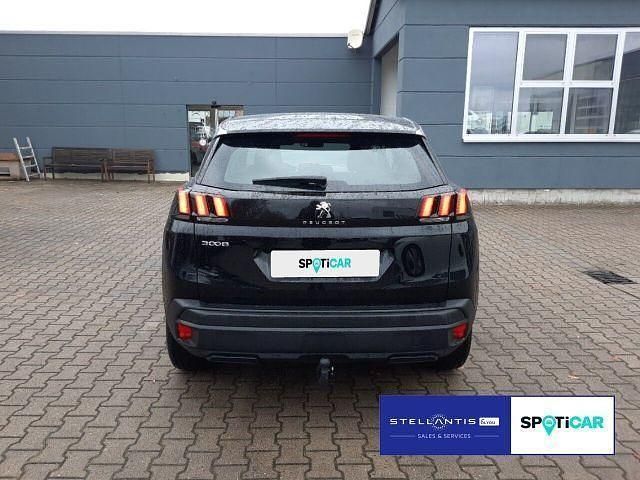 Gebraucht Peugeot 3008 Active 131 PS (96 kW) 2023 Schwarz SUV