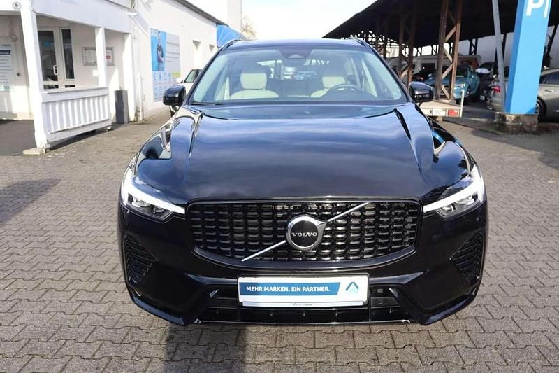 Gebraucht Volvo XC60 Plus 197 PS (144 kW) 2023 Onyx black SUV