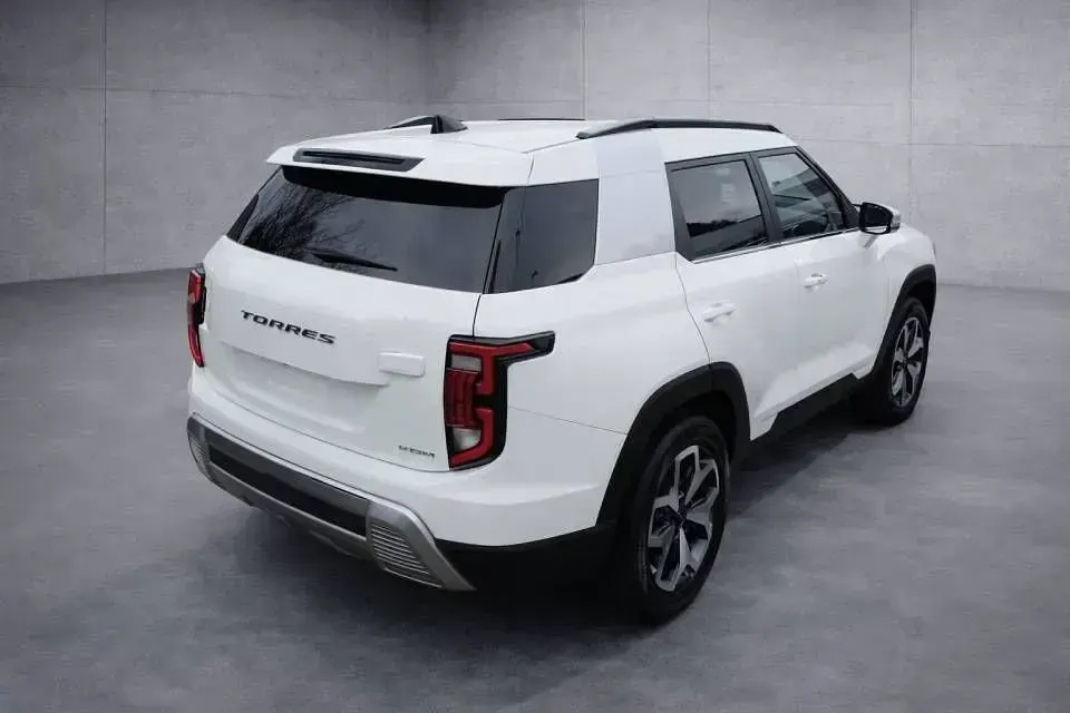 Neu KGM Torres 163 PS (119 kW) 2026 Weiß SUV