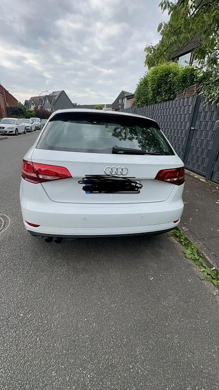 Gebraucht Audi A3 Sport 150 PS (110 kW) 2017 Weiß Limousine