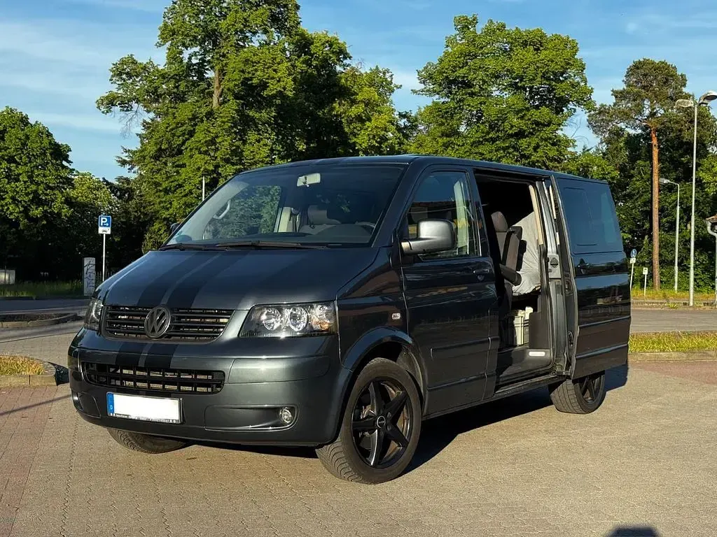 Gebraucht VW Multivan Comfortline 174 PS (127 kW) 2005 Grau Van / Kleinbus