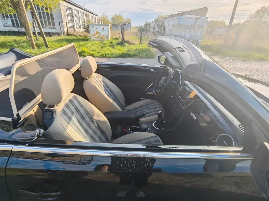 Occasion VW Beetle Cabriolet 105 ch (77 kW) 2016 Noir Cabriolet