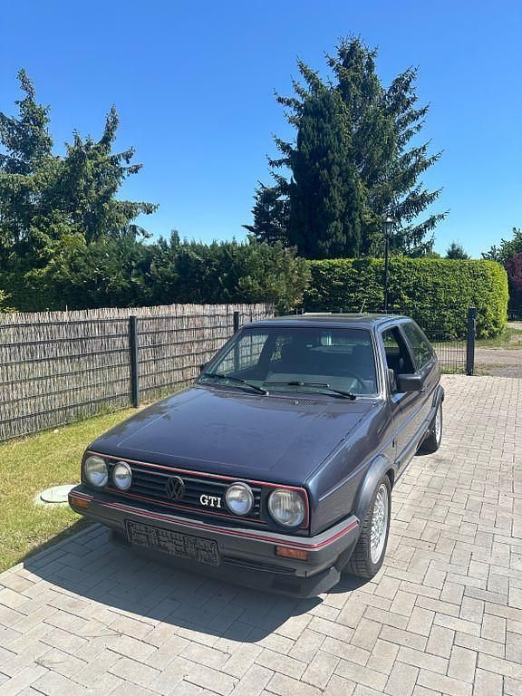 Grau Gebraucht 1988 VW Golf II GTI Limousine | 12.999 € - Bild 1/4