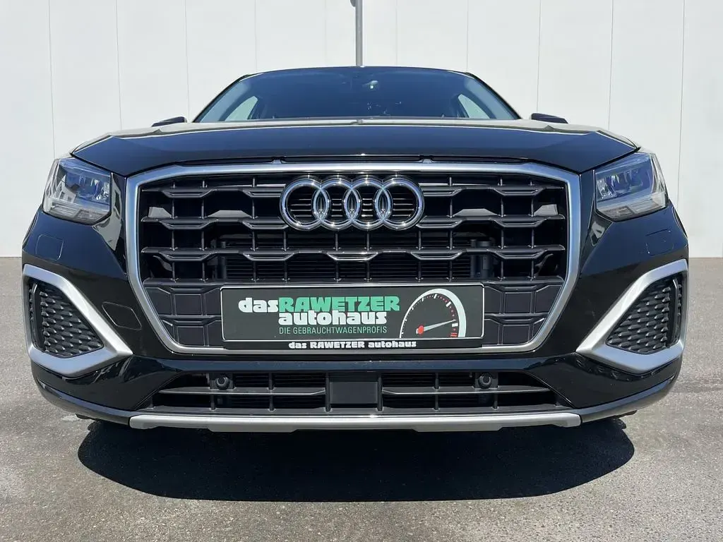Gebraucht Audi Q2 Advanced Plus 150 PS (110 kW) 2024 Schwarz SUV