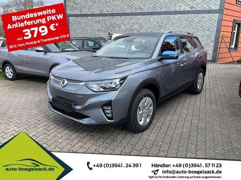 Platinumgrey metallic Neu 2025 Ssangyong (KGM) Korando SUV | 28.945 € - Bild 1/4