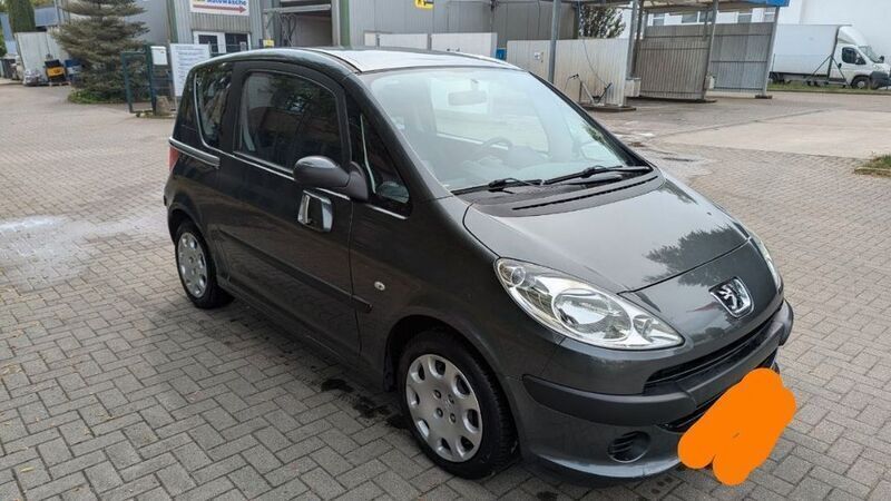 Grau Gebraucht 2008 Peugeot 1007 Filou Kleinwagen | 2.300 € (Guter Preis) - Bild 1/4