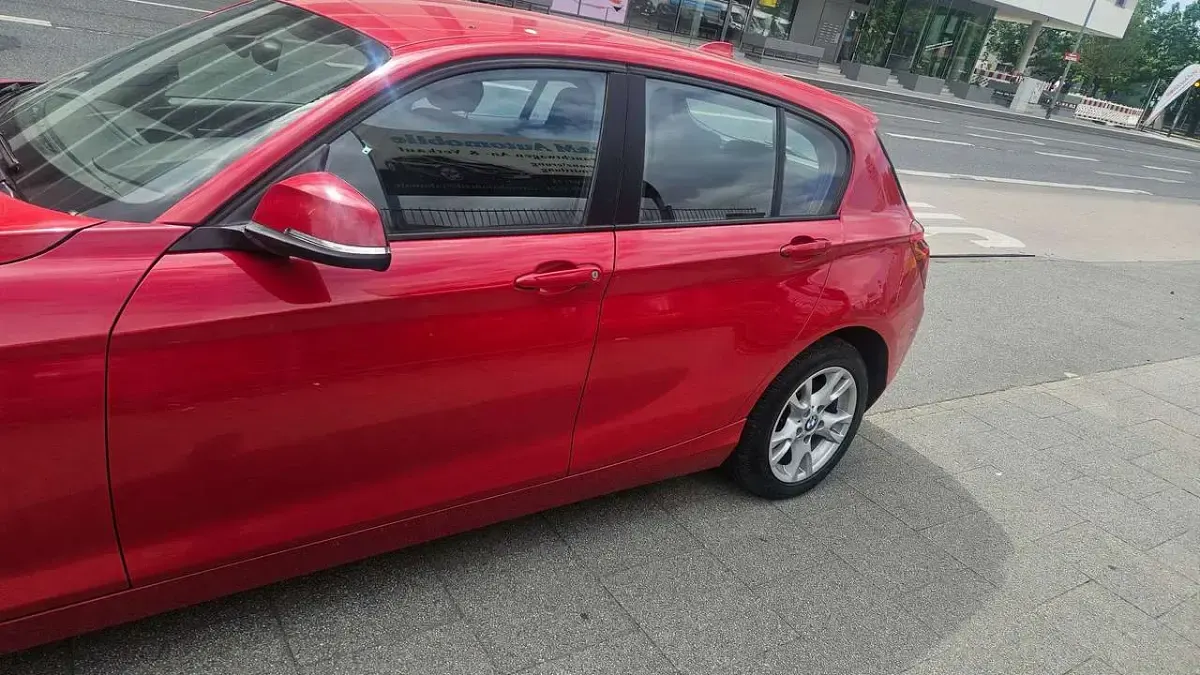 Gebraucht BMW 116 136 PS (100 kW) 2012 Rot Kleinwagen