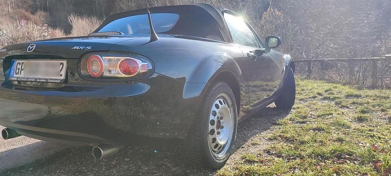 Grün Gebraucht 2008 Mazda MX5 Cabrio | 7.000 € (Fairer Preis) - Bild 1/4