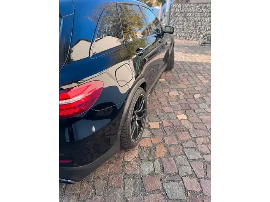 Gebraucht Mercedes GLC63 AMG AMG 510 PS (375 kW) 2018 Schwarz/baltic black SUV