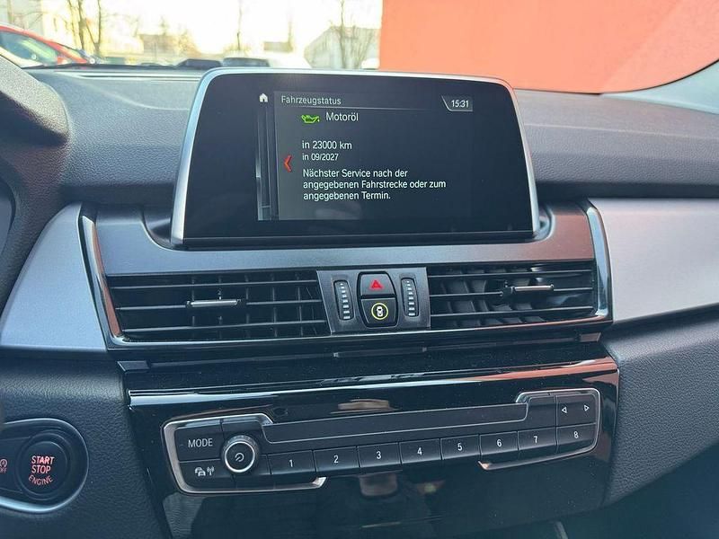 Gebraucht BMW 218 Active Tourer Advantage 140 PS (102 kW) 2019 Grau Van / Kleinbus