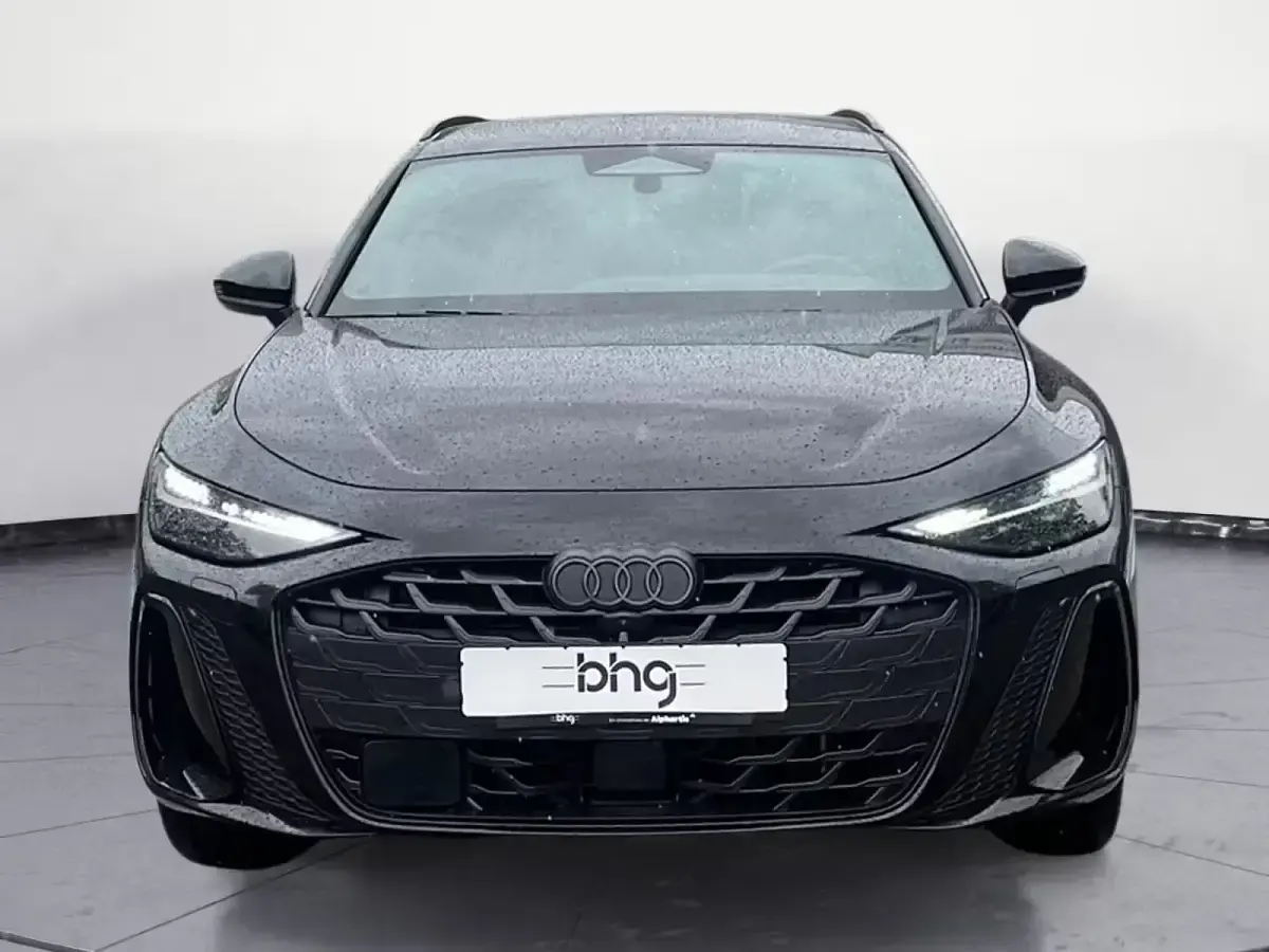 Neu Audi A6 Advanced 299 PS (219 kW) 2026 Schwarz Kombi