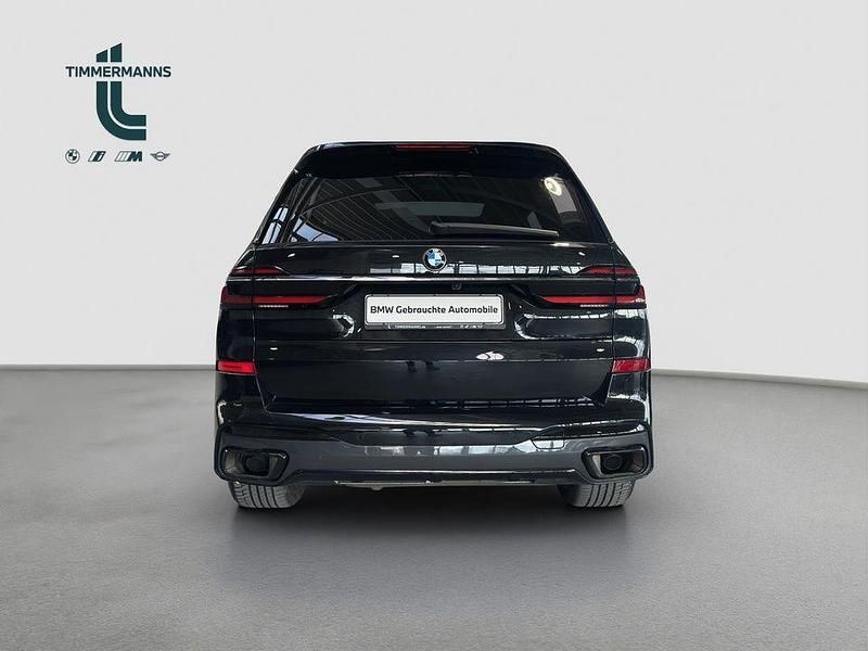 Gebraucht BMW X7 M Sport 352 PS (258 kW) 2022 Schwarz SUV