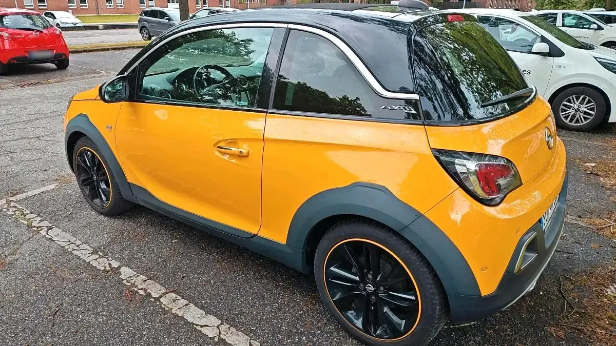 Gebraucht Opel Adam Rocks Rocks 115 PS (84 kW) 2017 Orange Kleinwagen