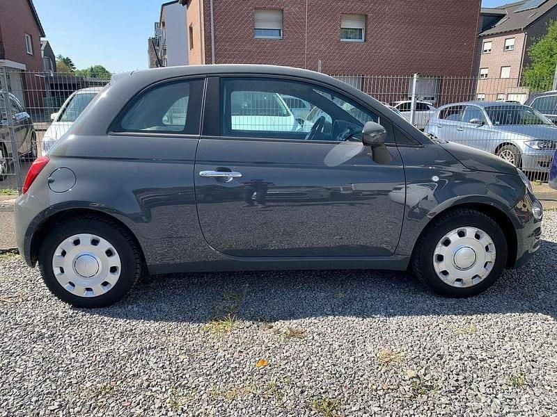 Colore esterno (carrara grau) Gebraucht 2021 Fiat 500 Pop Kleinwagen | 9.199 € (Superpreis) - Bild 1/4