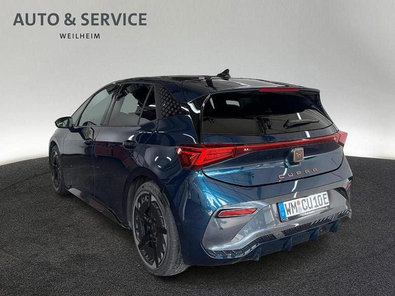 Second-hand Cupra Born 169 kW (231 CP) 2025 Albastru Hatchback