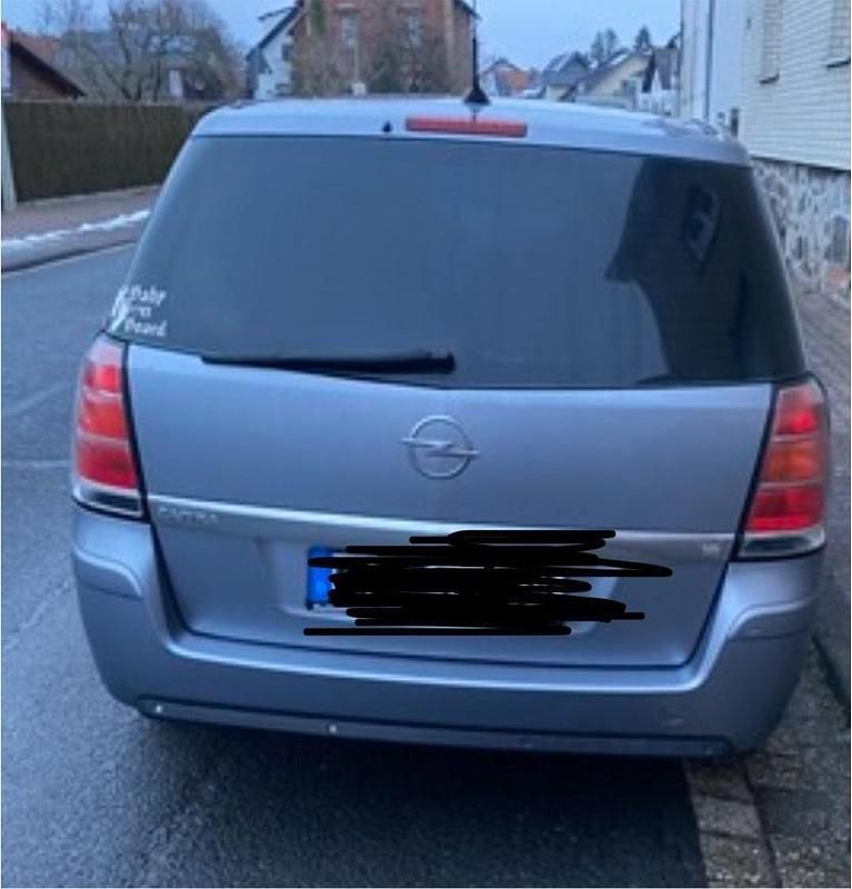 Gebraucht Opel Zafira 150 PS (110 kW) 2006 Silber Van / Kleinbus
