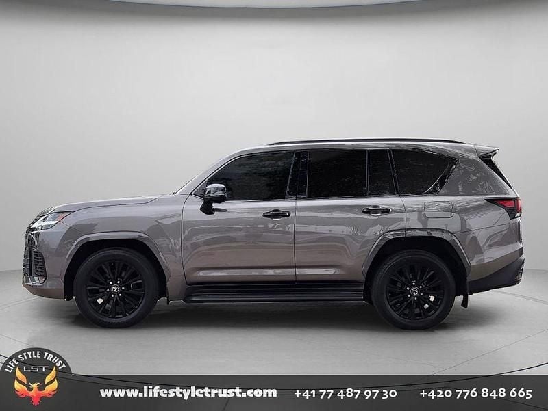 Gebraucht Lexus LX600 413 PS (303 kW) 2023 Grau SUV