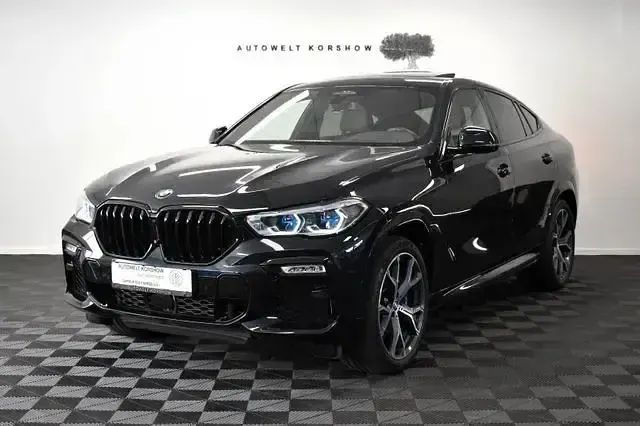 Gebraucht BMW X6 M50 Comfort Edition 530 PS (389 kW) 2021 Andere SUV