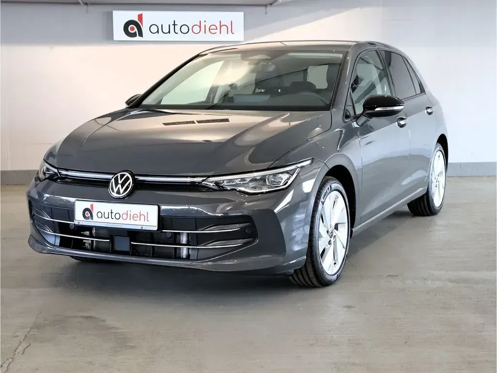 Gebraucht VW Golf VIII Goal 150 PS (110 kW) 2025 Grau Limousine