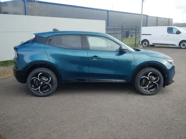 Neu Alfa Romeo Junior Ti 145 PS (106 kW) 2026 Blu navigli metallic (blau) SUV