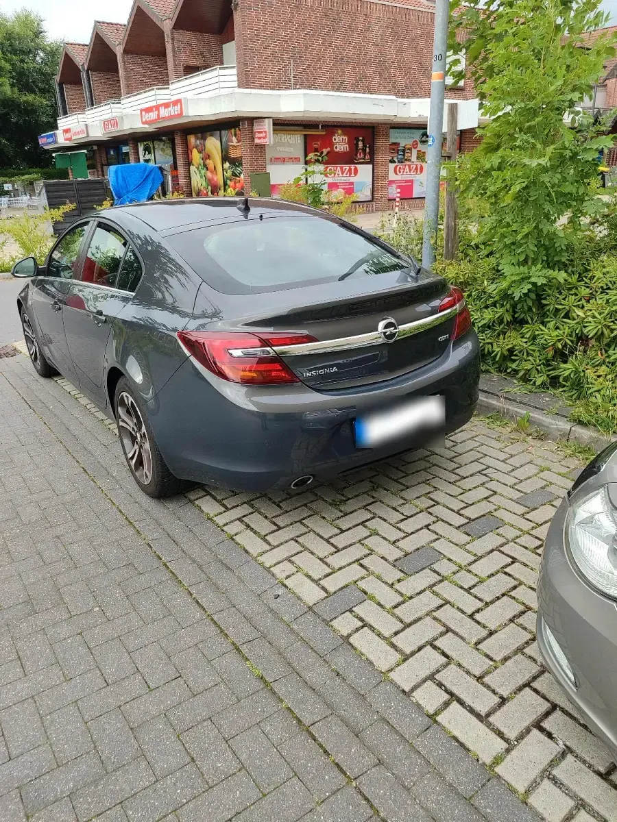 Gebraucht Opel Insignia 170 PS (125 kW) 2015 Grau Limousine