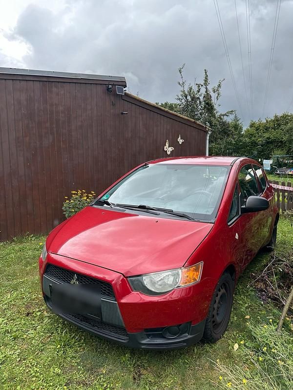Rot Gebraucht 2009 Mitsubishi Colt Kleinwagen | 2.250 € (Fairer Preis) - Bild 1/4