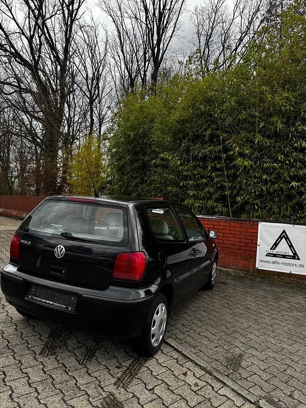 Gebraucht VW Polo Highline 60 PS (44 kW) 2000 Schwarz Kleinwagen