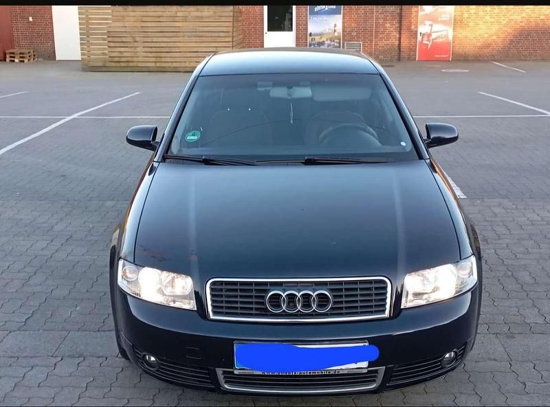 Gebraucht 2000 Audi A4 Limousine | 3.000 € (Teuer) - Bild 1/4