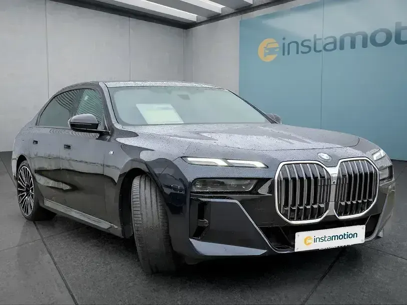 Gebraucht BMW 740 2025 Schwarz Limousine