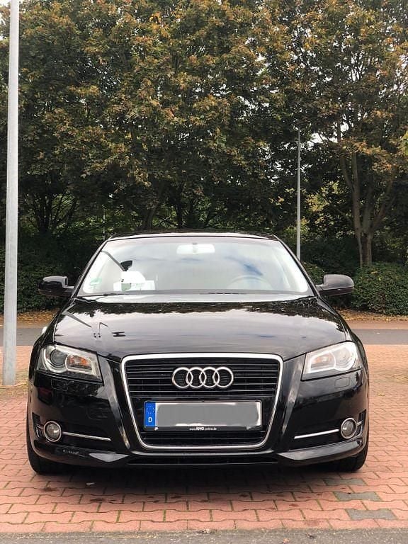 Schwarz Gebraucht 2011 Audi A3 Sportback Sport Limousine | 6.200 € (Fairer Preis) - Bild 1/4