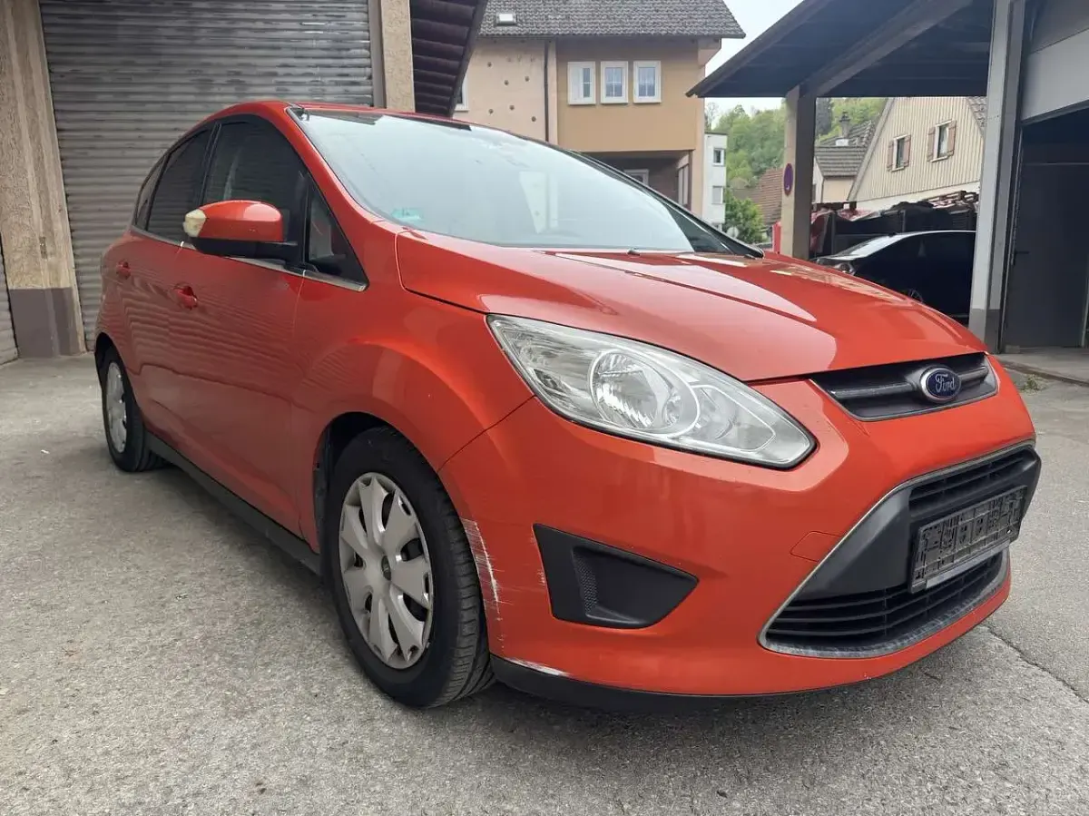 Gebraucht Ford C-MAX Trend 116 PS (85 kW) 2011 Marsrot metallic Van / Kleinbus