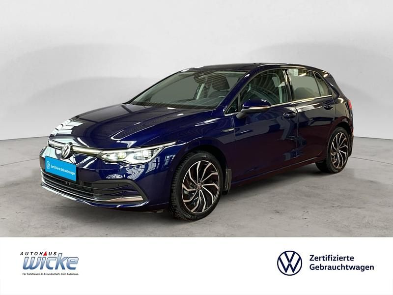 Gebraucht VW Golf VII Style 150 PS (110 kW) 2021 Kleinwagen